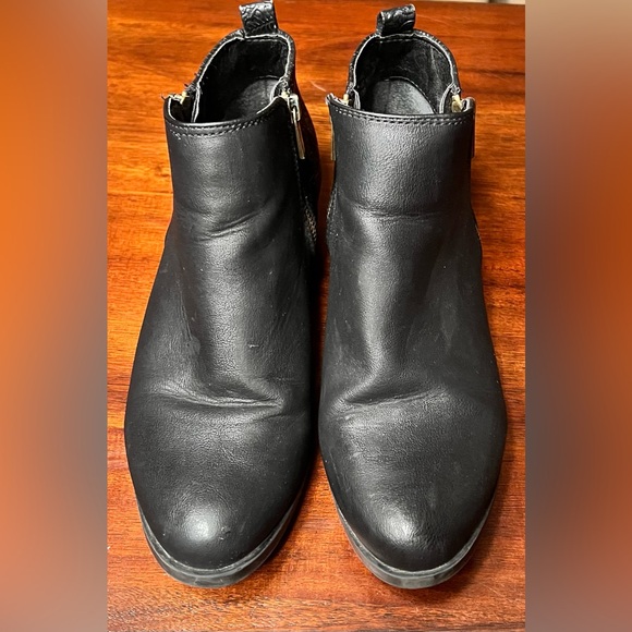 GUC Cato Black Ankle Booties - Women’s 8 1/2 - Picture 2 of 7